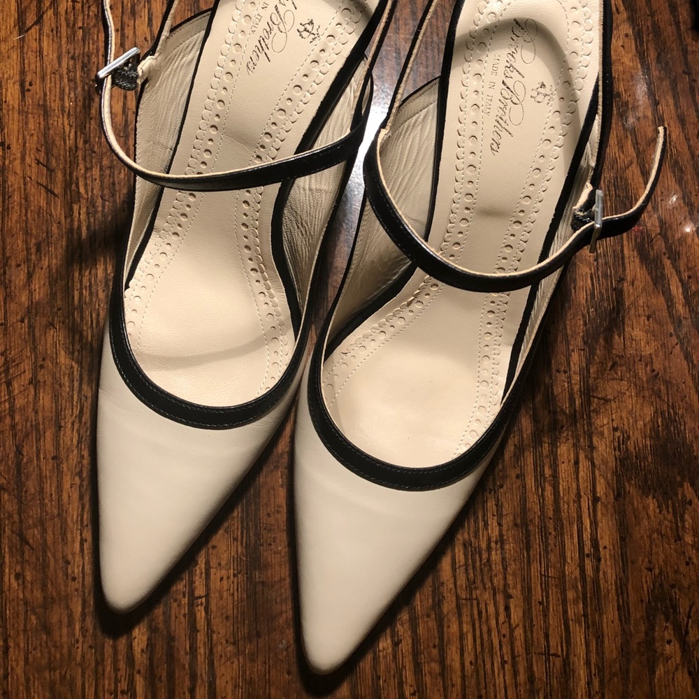 Brooks Brothers ivory leather pumps 8 new in box